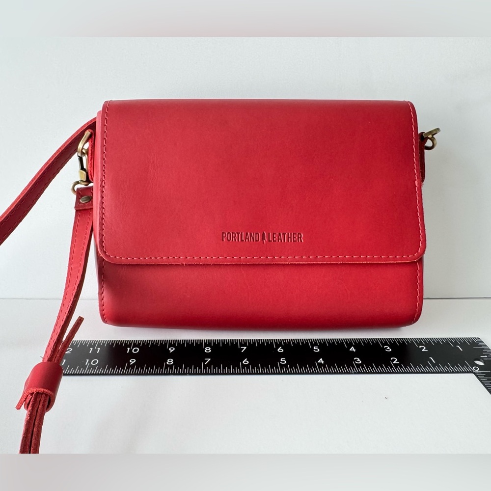 Portland Leather Metro Crossbody Bag Ruby, medium